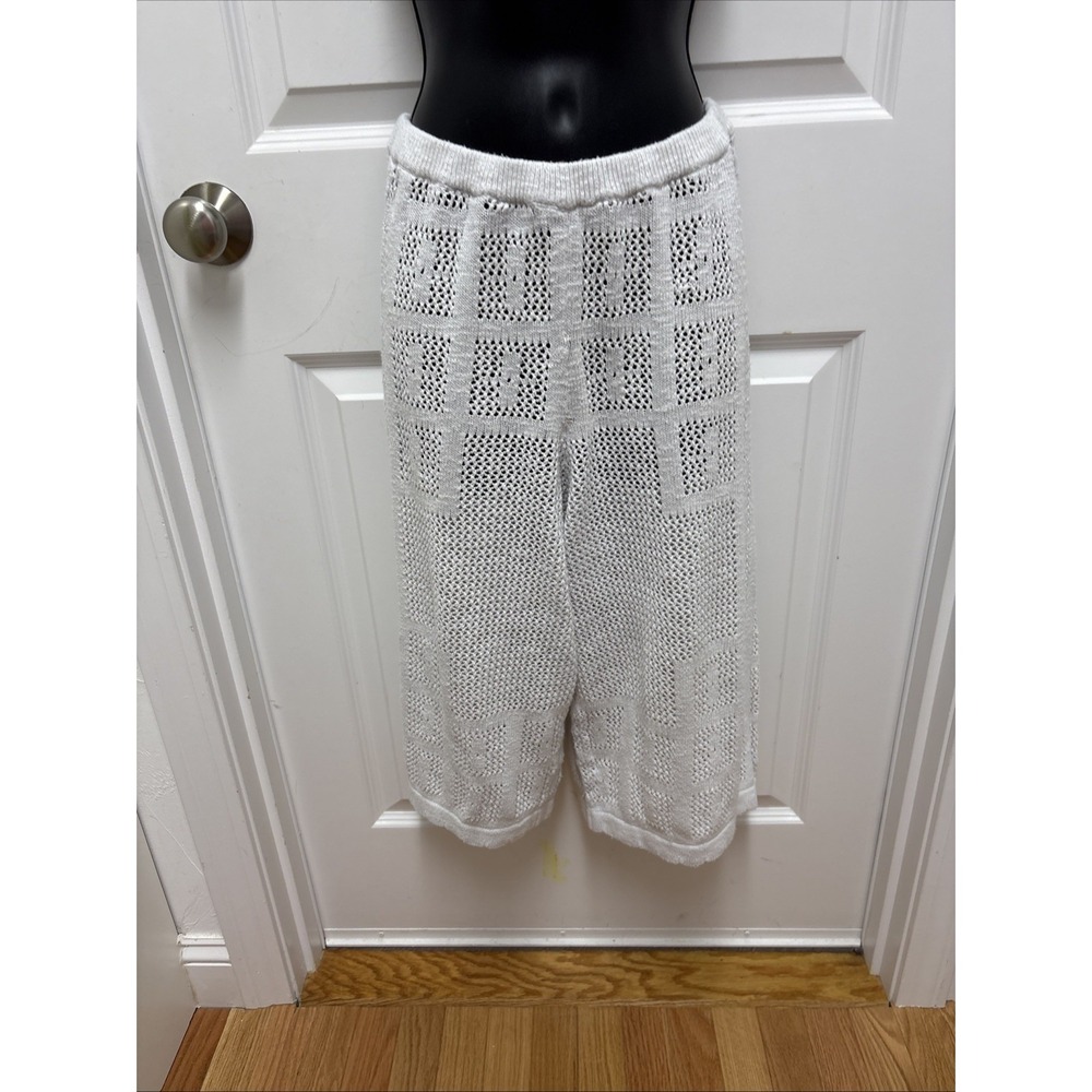 Free People Beach Ivory Crochet Scalloped Hem Cropped Pants - Size Medium